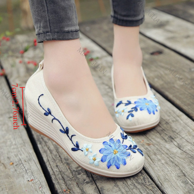Chaussures compensées brodées  - Ethnic Fashion In avis et prix