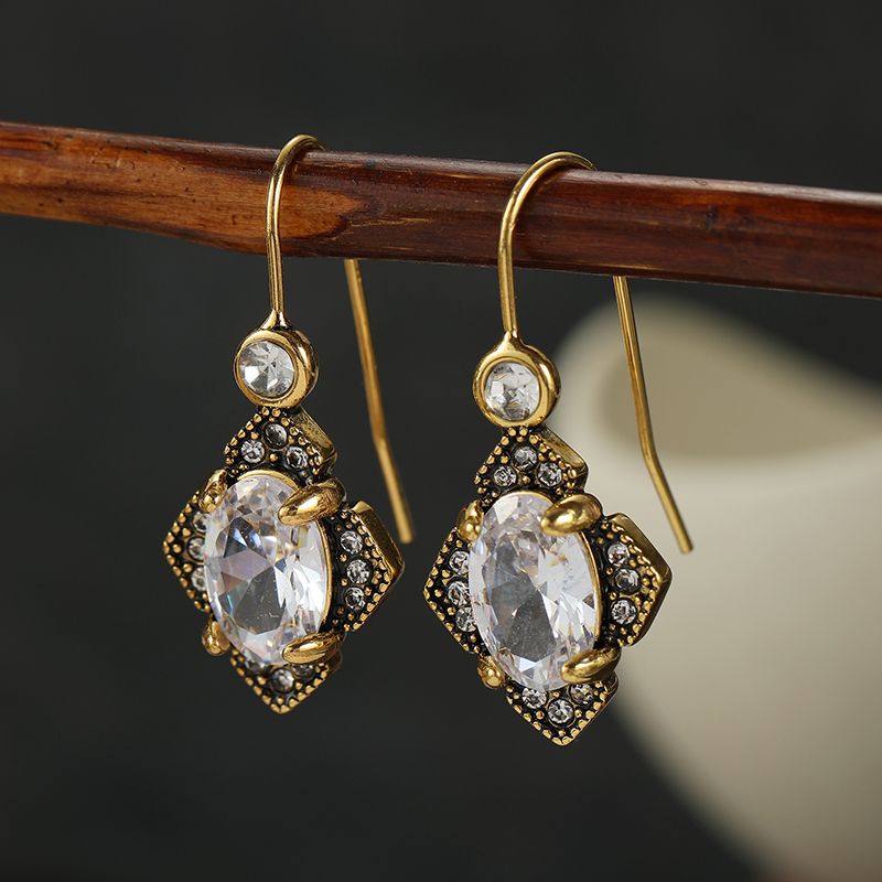 Boucles d'oreilles pendantes v - Ethnic Wear In Fashion avis et prix