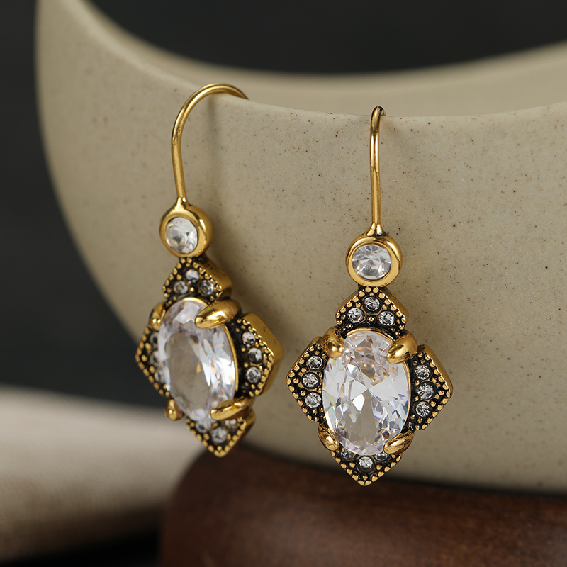 Boucles d'oreilles pendantes v - Ethnic Wear In Fashion avis et prix